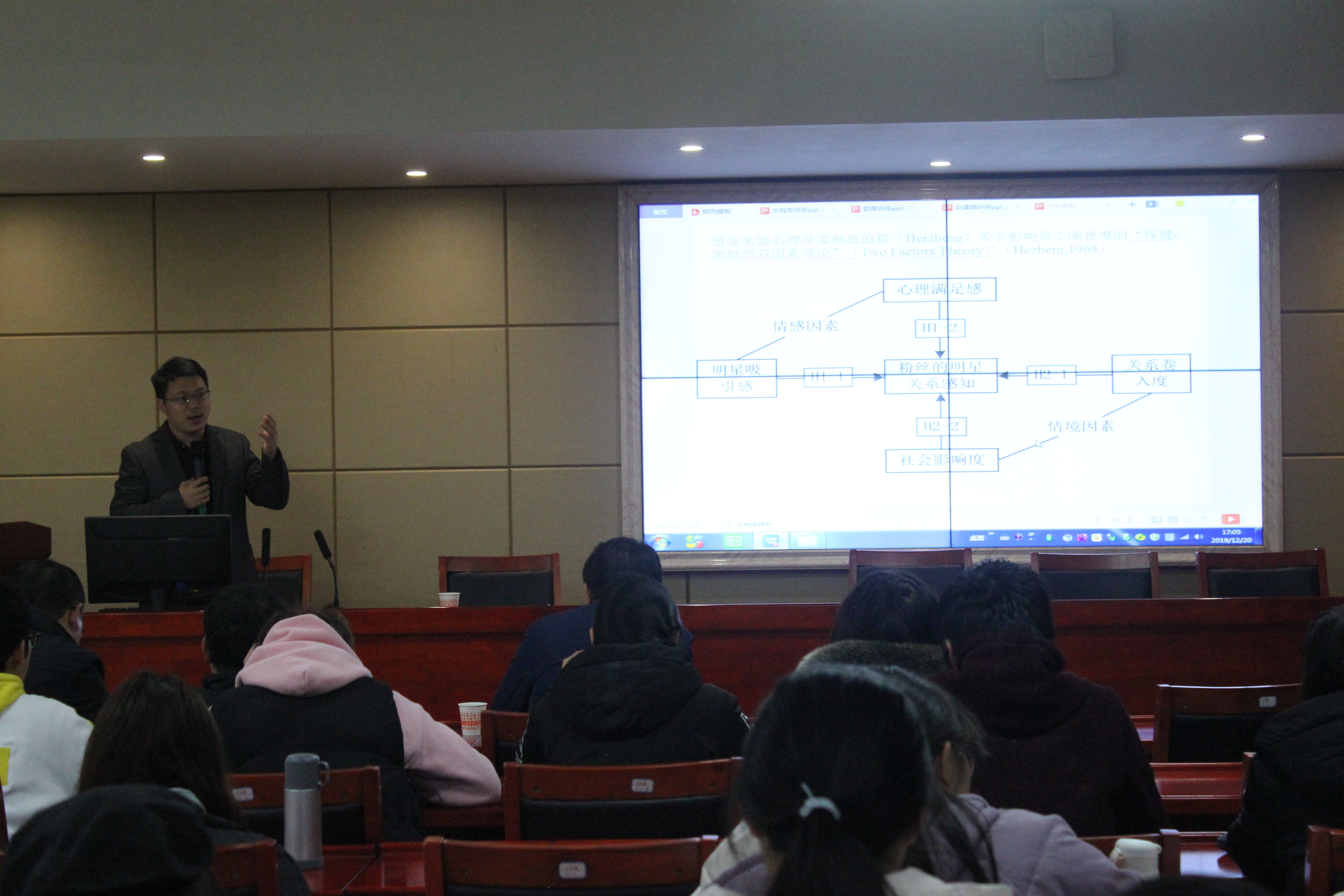 f87b2304a4514893b0d18c904c33bd91.jpg f87b2304a4514893b0d18c904c33bd91.jpg