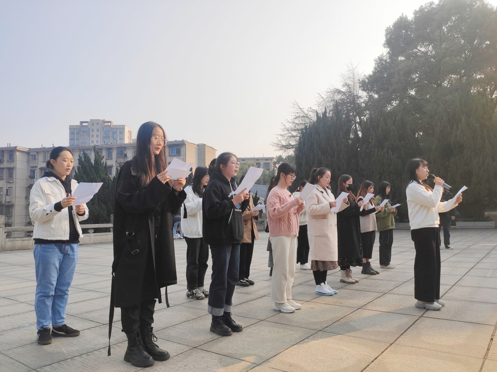 0b42d586e9254f3eb0ff63054ac03a3f.png 0b42d586e9254f3eb0ff63054ac03a3f.png