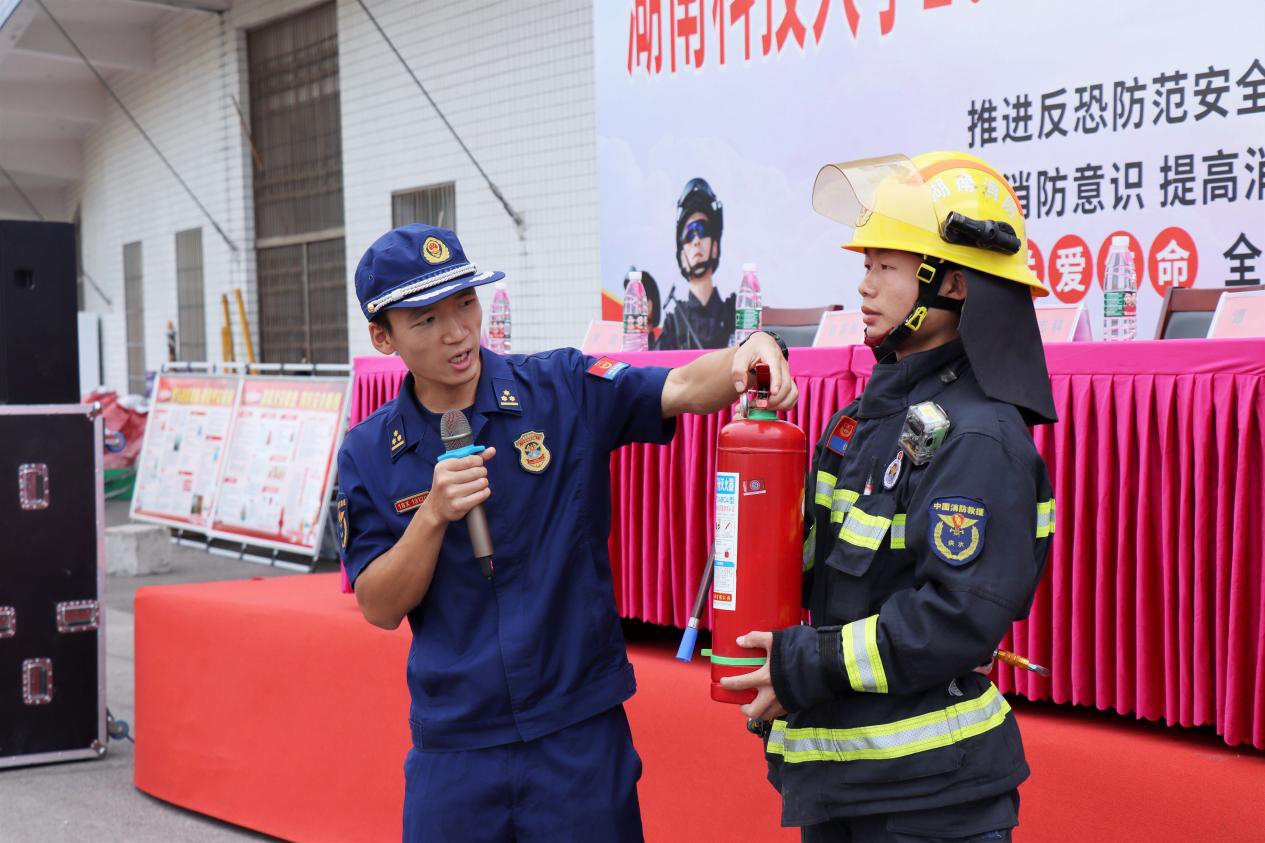 74836268750d49809f34b1a2e7b27905.png 74836268750d49809f34b1a2e7b27905.png