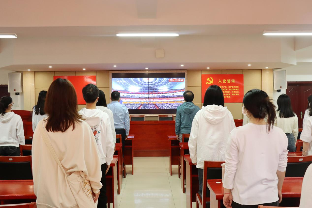 e00a2eab551347a8989adbda3532819d.png e00a2eab551347a8989adbda3532819d.png