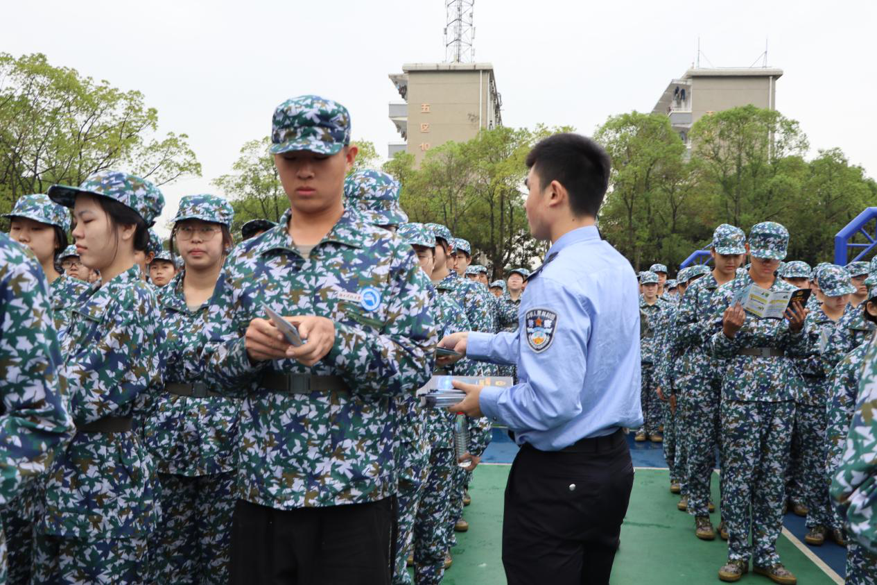 81288587e13041d7ac7a6589a7bba6ff.png 81288587e13041d7ac7a6589a7bba6ff.png