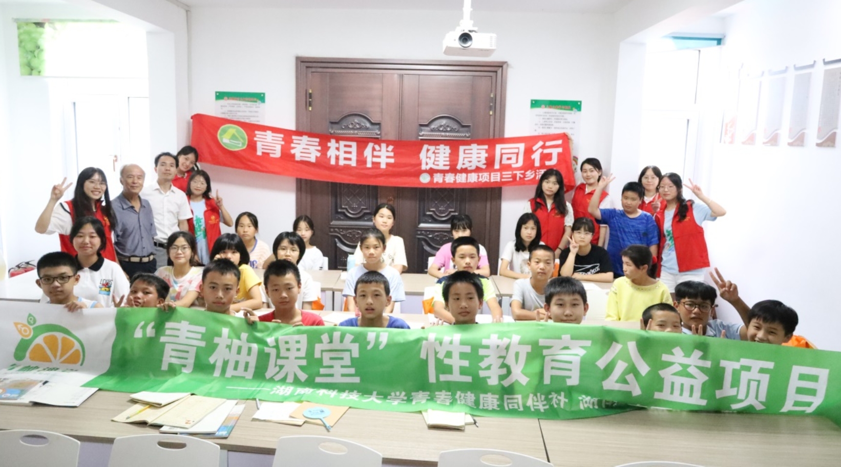 f5e68986320e4761b42ce4ff68068a24.jpeg f5e68986320e4761b42ce4ff68068a24.jpeg