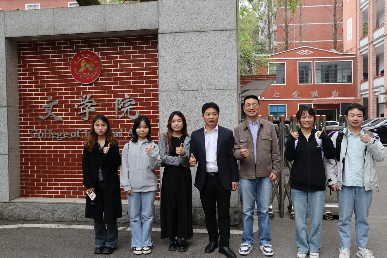 90e811d649024714b71a46181ea8606f.png 90e811d649024714b71a46181ea8606f.png