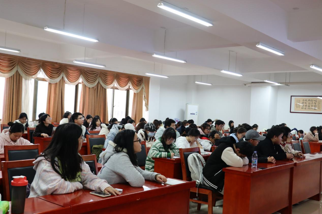 65840b8b7c3741f0a0ee7ce9c6f2f5b9.png 65840b8b7c3741f0a0ee7ce9c6f2f5b9.png