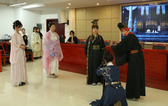 e0b6b9f551514d9f90185b23c9b09c1f.bmp capture_20250413221039401.bmp